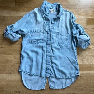 Cloth and Stone denim/chambray button down with split hem in the back, size M